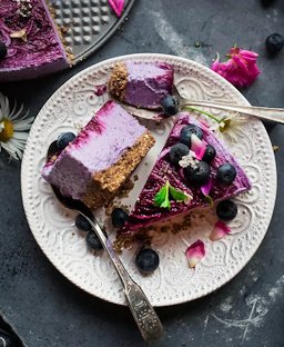 No Bake Vegan Blueberry Cheesecake.