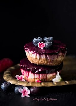 Blueberry Vegan Cheesecake