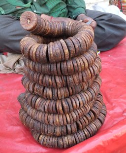 Dried figs for sale. Rajkot, Gujarat, India.